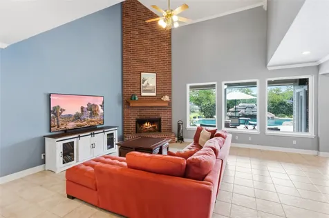 13217 4th 1/2 Street Santa Fe TX 77510