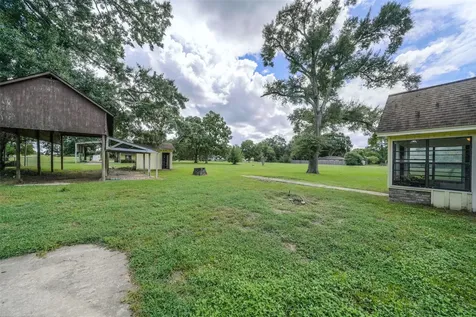 7622 County Line Road Willis TX 77378