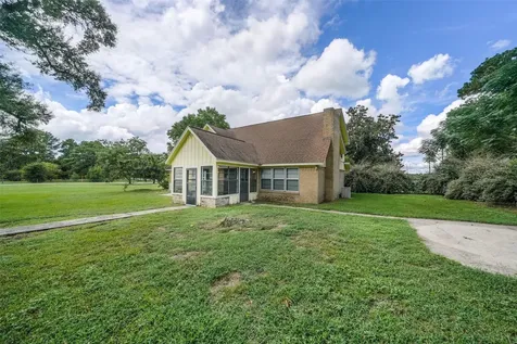 7622 County Line Road Willis TX 77378