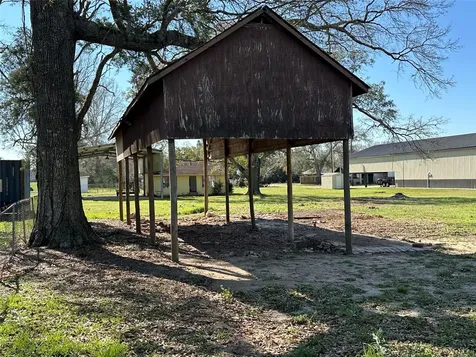 7622 County Line Road Willis TX 77378