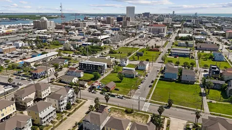 2820 Winnie Street Galveston TX 77550