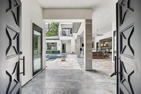 14 Kingscote Way The Woodlands TX 77382