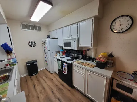 12955 Woodforest Boulevard 15 Houston TX 77015