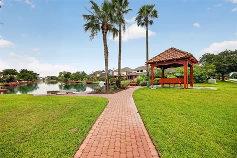 9910 Ripple Lake Drive Houston TX 77065