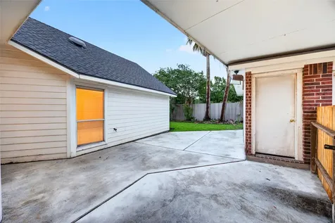 9910 Ripple Lake Drive Houston TX 77065