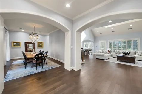 42 Forest Green Trail Kingwood TX 77339