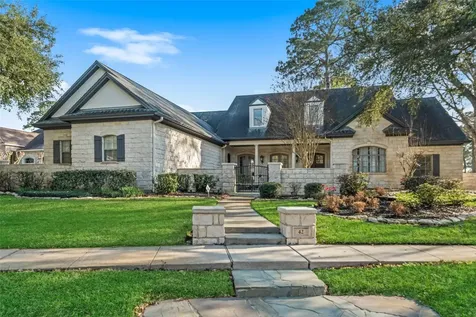 42 Forest Green Trail Kingwood TX 77339