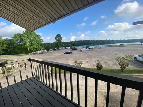 501 Bass Boat Village 211 Huntsville TX 77320
