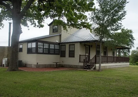6007 Fm 3233 La Grange TX 78945