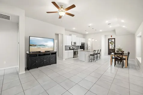 3722 Amoroso Drive Rosharon TX 77583