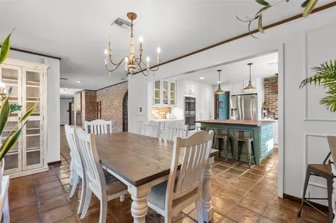 10 Colony Park Drive Galveston TX 77551