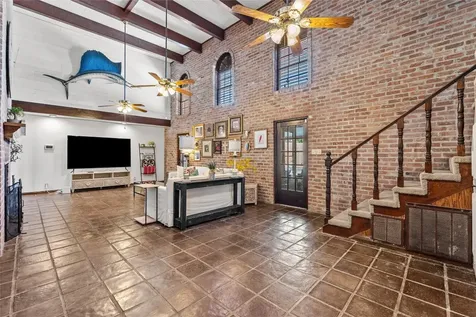 10 Colony Park Drive Galveston TX 77551