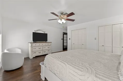 10 Colony Park Drive Galveston TX 77551