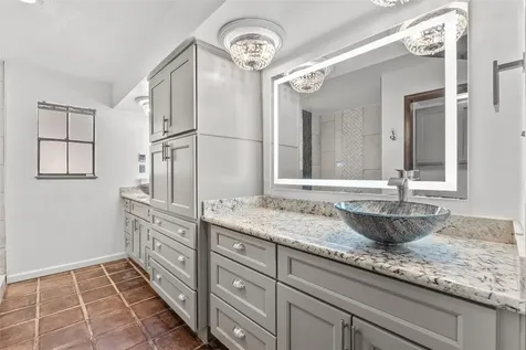 10 Colony Park Drive Galveston TX 77551