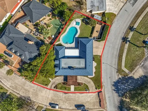 10 Colony Park Drive Galveston TX 77551