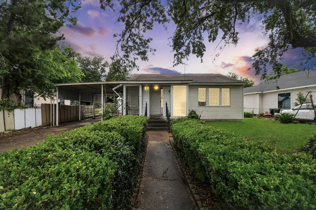 7111 Quince Street Houston TX 77087