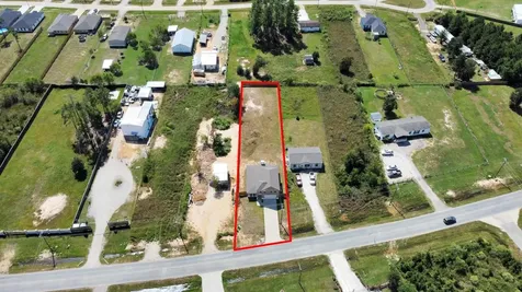 1189 County Road 5100 Cleveland TX 77327