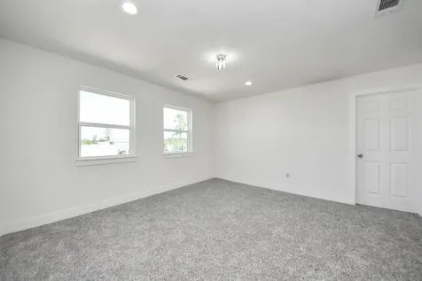 1189 County Road 5100 Cleveland TX 77327