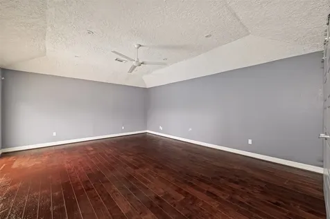 2130 Round Lake Drive Houston TX 77077