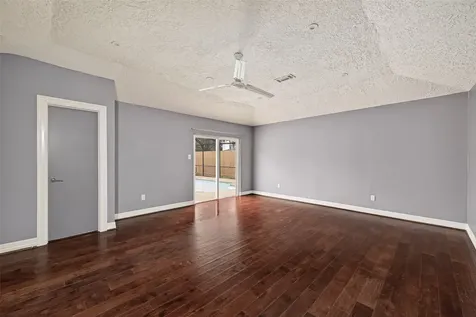 2130 Round Lake Drive Houston TX 77077