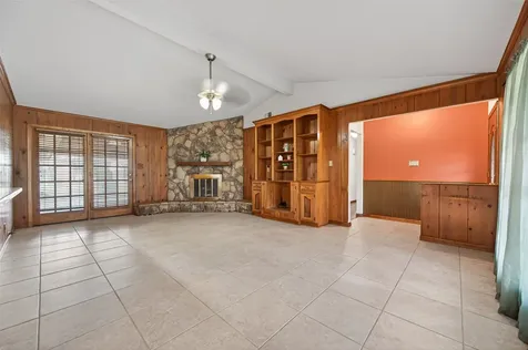 12016 Cloudt Road Needville TX 77461