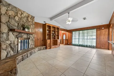 12016 Cloudt Road Needville TX 77461
