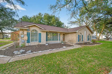 12016 Cloudt Road Needville TX 77461