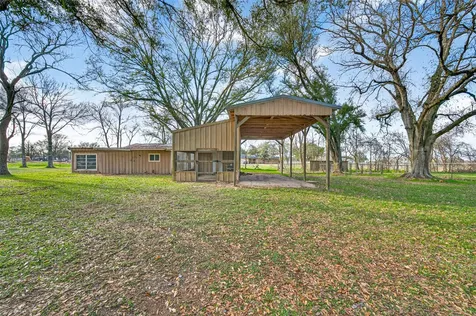 12016 Cloudt Road Needville TX 77461