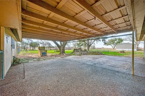 12016 Cloudt Road Needville TX 77461