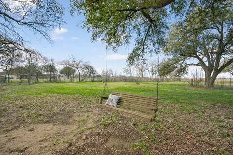 12016 Cloudt Road Needville TX 77461