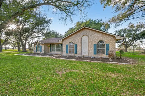 12016 Cloudt Road Needville TX 77461