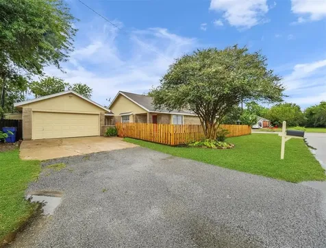 3711 23rd Street N Texas City TX 77590