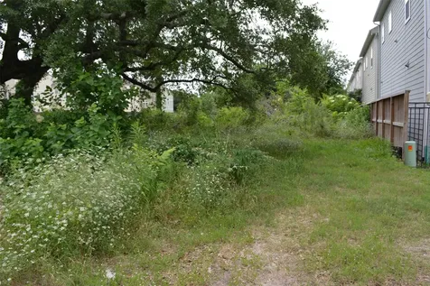 3333 Creekmont Drive Houston TX 77091