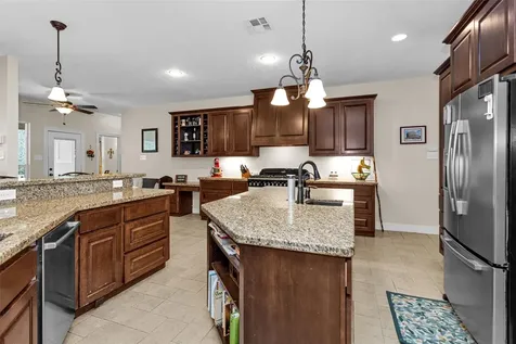 11239 Blue Grass Way Conroe TX 77304