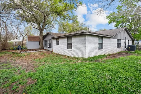 1215 Esther Street Kemah TX 77565