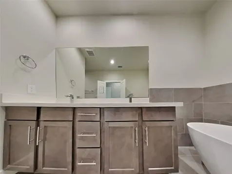 5714 Quinn Landing Road Houston TX 77091