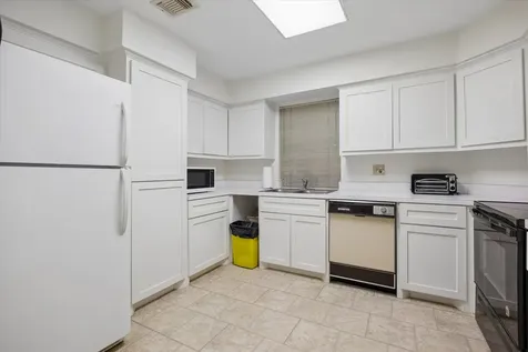 5200 Weslayan Street 204 Houston TX 77005