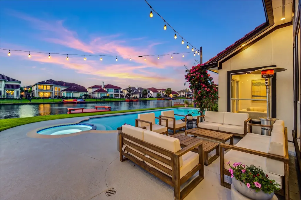 11826 Key Biscayne Court Houston TX 77065