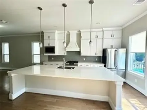 1315 W 24th Street B Houston TX 77008