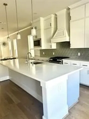 1315 W 24th Street B Houston TX 77008