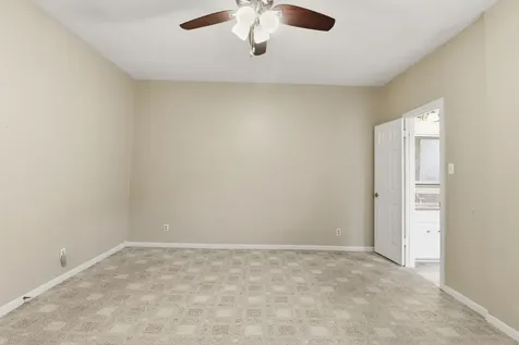 727 Bunker Hill Road 34 Houston TX 77024