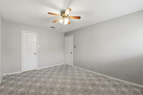 727 Bunker Hill Road 34 Houston TX 77024