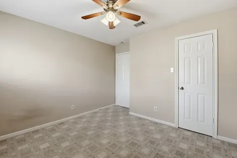 727 Bunker Hill Road 34 Houston TX 77024
