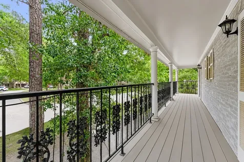 5 N Deerfoot Circle The Woodlands TX 77380