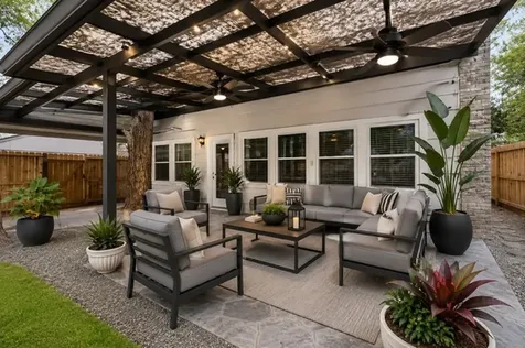 5 N Deerfoot Circle The Woodlands TX 77380