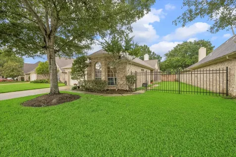 12423 Rutgers Park Court Houston TX 77058