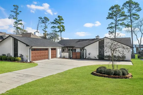 12176 Sagittarius Drive E Willis TX 77318