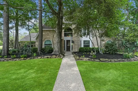 2023 Forest Garden Drive Kingwood TX 77345