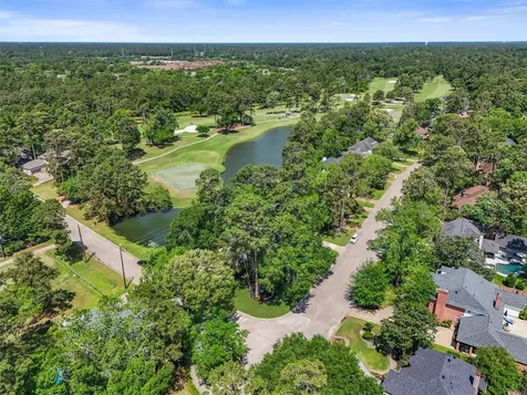 2023 Forest Garden Drive Kingwood TX 77345