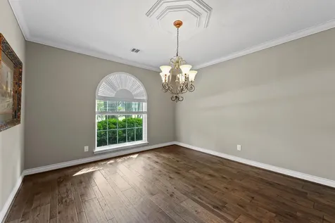2023 Forest Garden Drive Kingwood TX 77345
